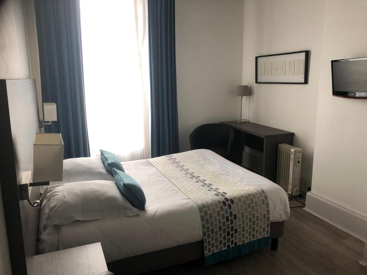 Hotel Montespan Bourbon-lʼArchambault Eksteriør billede